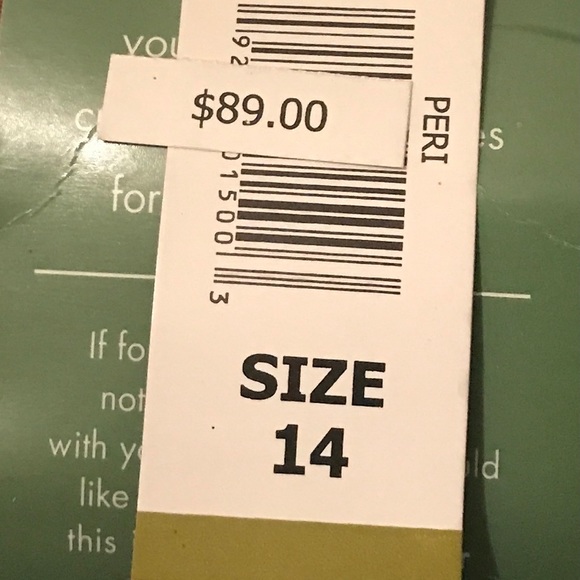 NWT Beautiful lace sequined dress - Picture 6 of 6